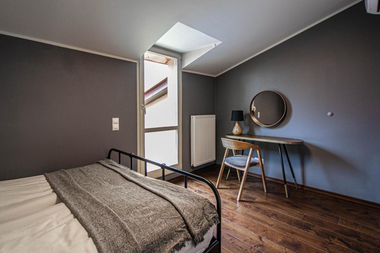 Quite Loft With Balcony And 3 Air Conditioners Prag Exterior foto