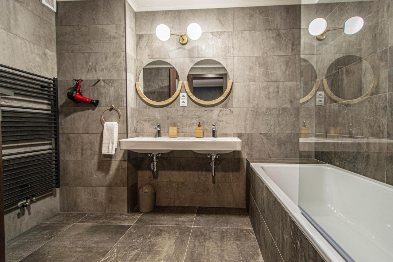 Quite Loft With Balcony And 3 Air Conditioners Prag Exterior foto